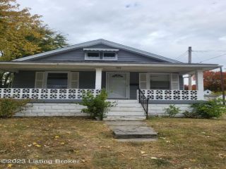 Foreclosed Home - 901 CAMDEN AVE, 40215