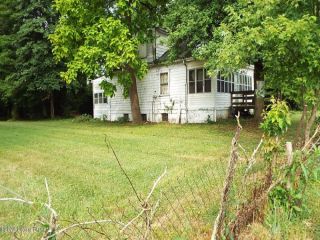 Foreclosed Home - 4114 SENN RD, 40216