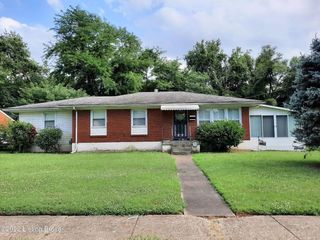 Foreclosed Home - 5400 RURAL WAY, 40218