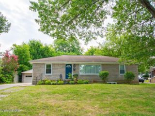 Foreclosed Home - 6205 GAYLE DR, 40219