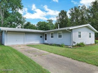 Foreclosed Home - 3131 RADIANCE RD, 40220