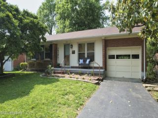 Foreclosed Home - 3105 VOGUE AVE, 40220