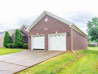 Foreclosed Home - 7316 BROOK MEADOW DR, 40228