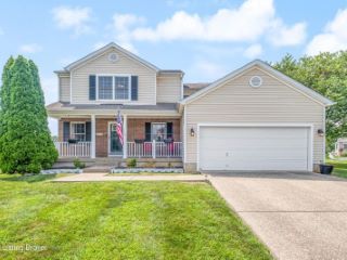 Foreclosed Home - 10204 RED CLOVER CT, 40228