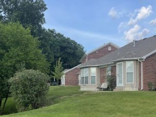 Foreclosed Home - 6902 ARBOR MANOR WAY, 40228