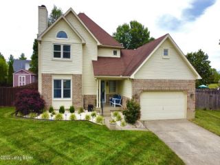 Foreclosed Home - 302 CIRCLE VALLEY DR, 40229