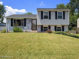 Foreclosed Home - 11498 BROOKLEY DR, 40229