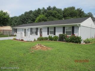 Foreclosed Home - 366 E BLUE JAY RD, 40229