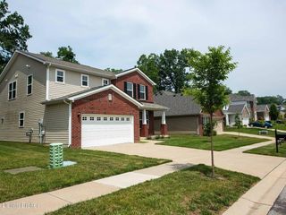 Foreclosed Home - 16991 GREEN CREST LN, 40245