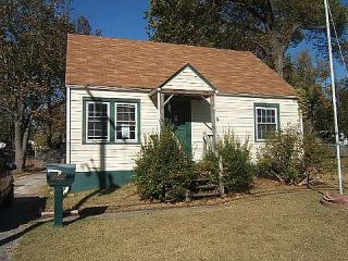 Foreclosed Home - 5009 GREENWOOD RD, 40258