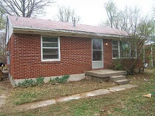 Foreclosed Home - 7717 EDNA M DR, 40258