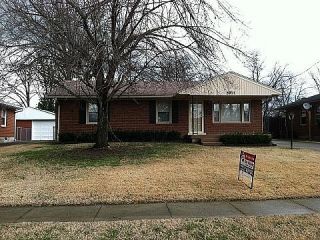 Foreclosed Home - 5911 MIDDLEROSE CIR, 40272