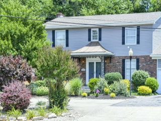 Foreclosed Home - 4203 STONY BROOK DR, 40299