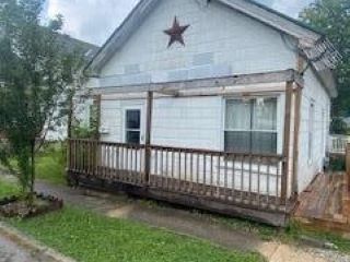 Foreclosed Home - 211 W MULBERRY ST, 40311