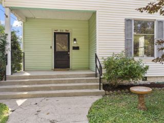 Foreclosed Home - 210 BOURBON ST, 40324