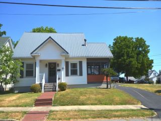 Foreclosed Home - 329 W OFFICE ST, 40330