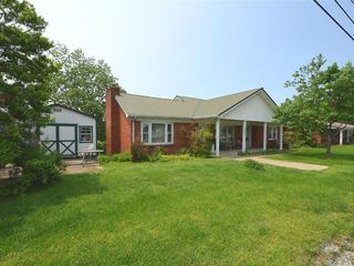 Foreclosed Home - 1668 LOUISVILLE RD, 40330