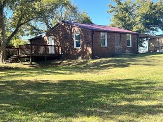 Foreclosed Home - 2380 ALTON STATION RD, 40342