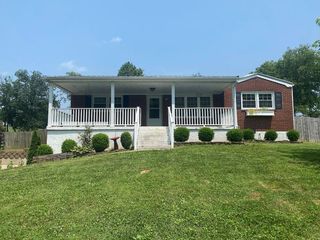 Foreclosed Home - 1050 MACLAND RD, 40342