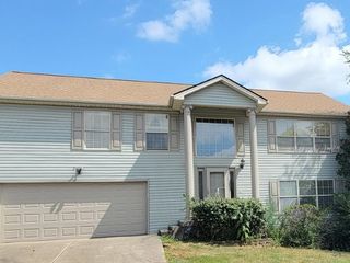 Foreclosed Home - 133 CAMERON DR, 40356