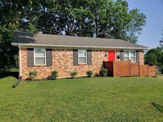 Foreclosed Home - 646 WINDSOR WAY, 40361