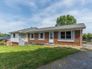 Foreclosed Home - 108 HILL N DELL RD, 40361