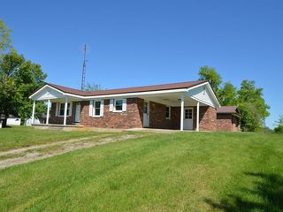 Foreclosed Home - 205 SUGAR ST, 40372