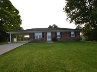 Foreclosed Home - 661 OLD LOUISVILLE RD, 40372