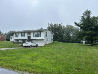 Foreclosed Home - 729 WAYLAND DR, 40391
