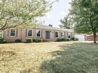 Foreclosed Home - 404 MEADOWBROOK DR, 40422