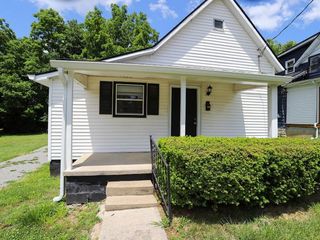 Foreclosed Home - 219 E MARTIN LUTHER KING BLVD, 40422