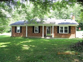 Foreclosed Home - 440 SPEARS LN, 40437
