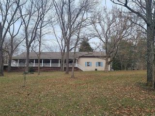 Foreclosed Home - 1000 RIVERVIEW DR, 40475
