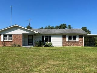 Foreclosed Home - 2925 US HIGHWAY 27 S, 40484