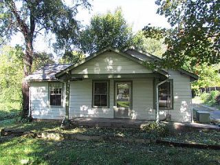 Foreclosed Home - 172 BEVERLY AVE, 40505