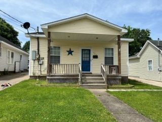 Foreclosed Home - 152 DEVONIA AVE, 40505