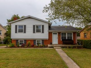 Foreclosed Home - 1687 WAKEFIELD TER, 40505