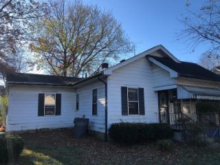 Foreclosed Home - 446 LINDBERG DR, 40508