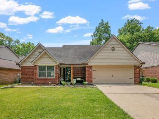 Foreclosed Home - 4617 FIELDMOOR DR, 40515