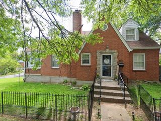 Foreclosed Home - 401 ROBERTS ST, 40601