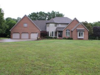 Foreclosed Home - 2600 GORDON HILL PIKE, 40701