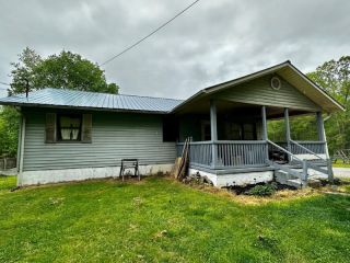 Foreclosed Home - 6241 KY 1232, 40734