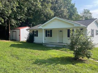 Foreclosed Home - 562 VANZANT RD, 40740