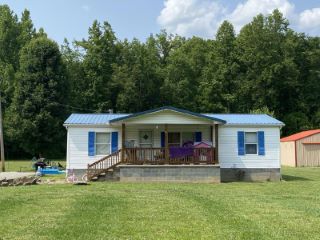 Foreclosed Home - 690 KENSEE HOLLOW RD, 40769