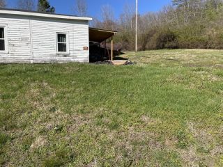 Foreclosed Home - 8646 N HIGHWAY 421, 40962