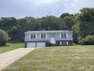 Foreclosed Home - 1180 GILLOCK RD, 41008