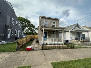 Foreclosed Home - 618 E 16TH ST, 41014