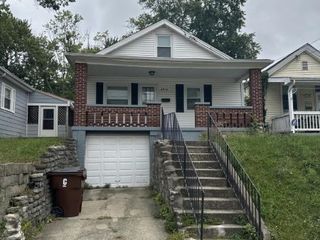Foreclosed Home - 4214 CHURCH ST, 41015