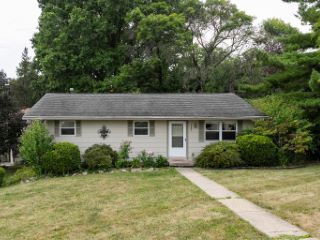 Foreclosed Home - 3381 APPLE TREE LN, 41018