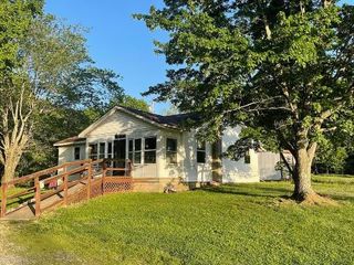 Foreclosed Home - 958 HALL RD, 41041